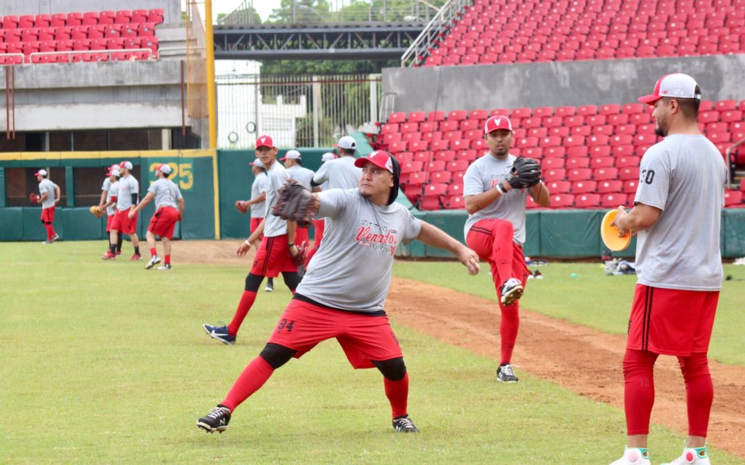 Lanzadores de Venados de Mazatlán afinan sus brazos